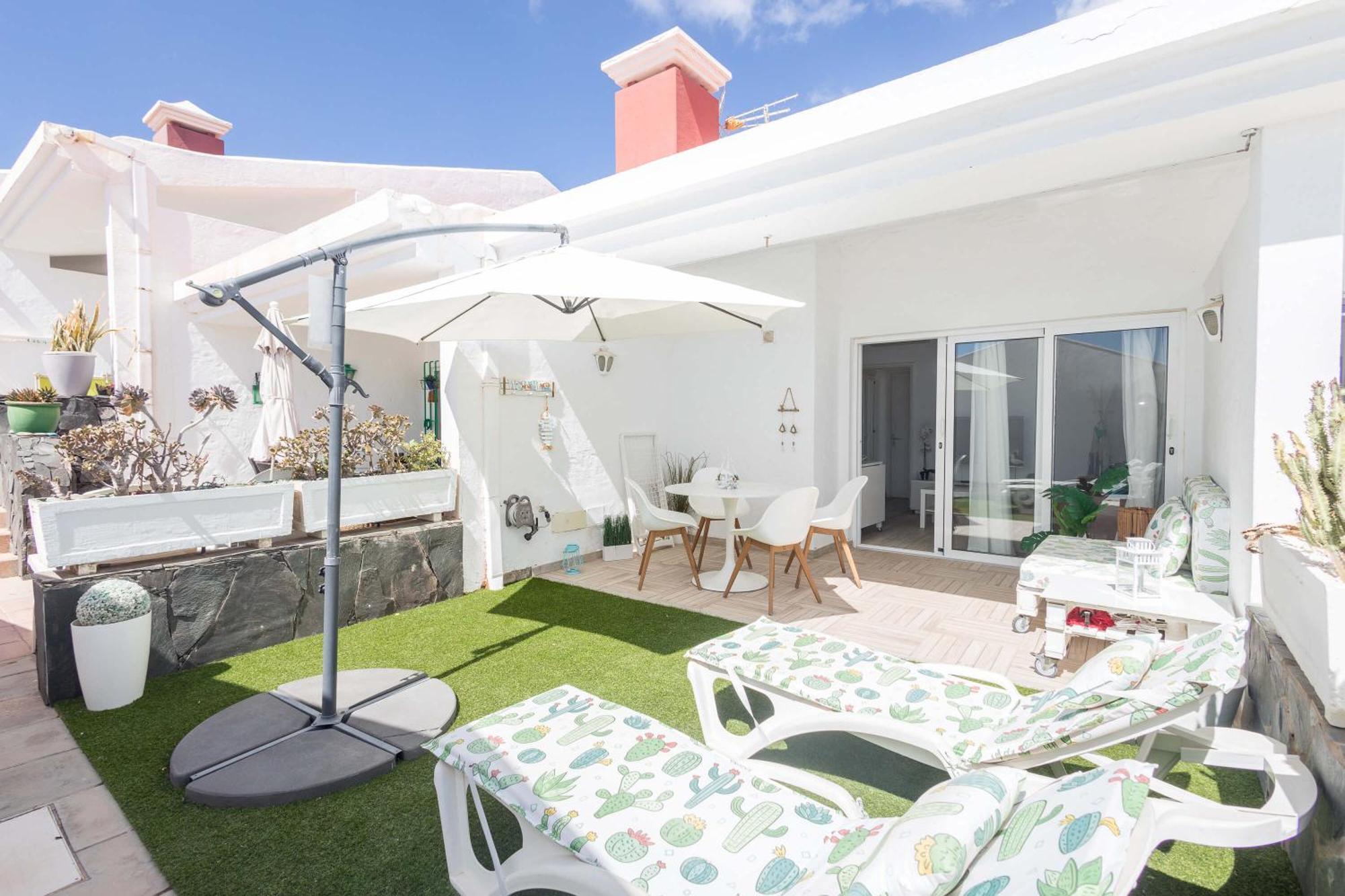 Bungalow playa Águila terraza piscina by Lightbooking Maspalomas  Exterior foto